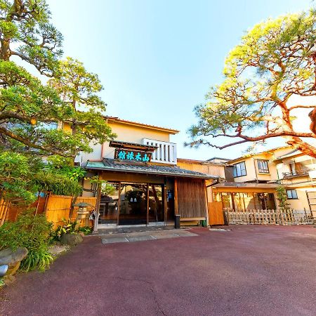 Hotel Atami Onsen Yamaki Ryokan Exterior foto